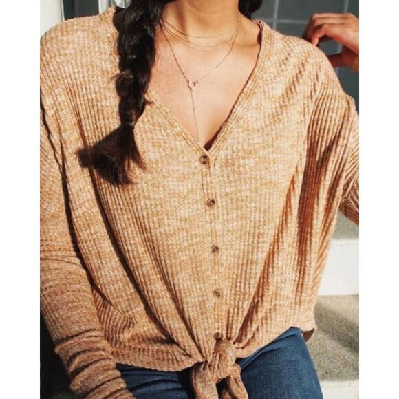 Urban Outfitters Out From Under Women's Jojo Oversized Waffle Knit Button Top XS - Picture 1 of 7